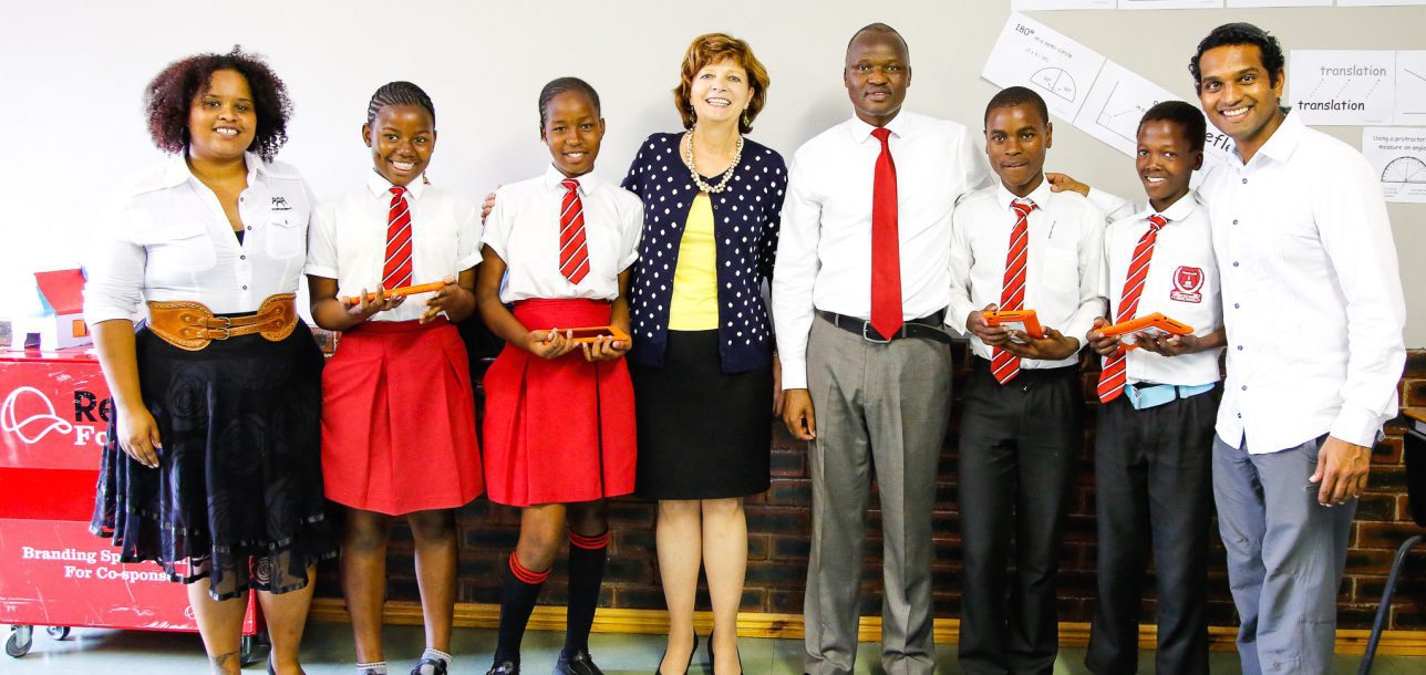 The US Consul General for Durban, Frances Chisholm, and her team were recently treated to a tour of the dynamic classrooms of Nyakana Primary School to witness the success of the MRP Foundation’s innovative ‘TechEd’ Project.